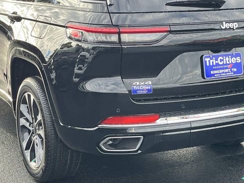 New 2025 Jeep Grand Cherokee Overland w/ Adv Protech Group III image 5