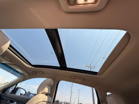 Used 2019 Lincoln Nautilus Reserve FWD image 14