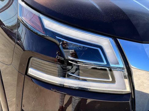 Used 2022 Nissan Armada SL image 27