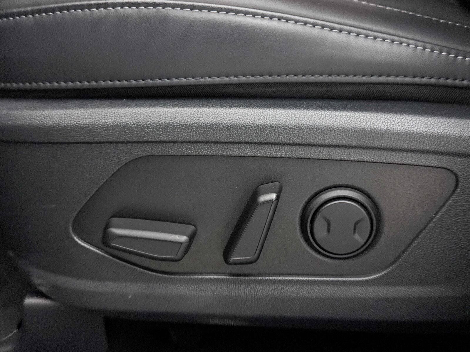 Used 2025 Kia Sorento EX FWD image 29