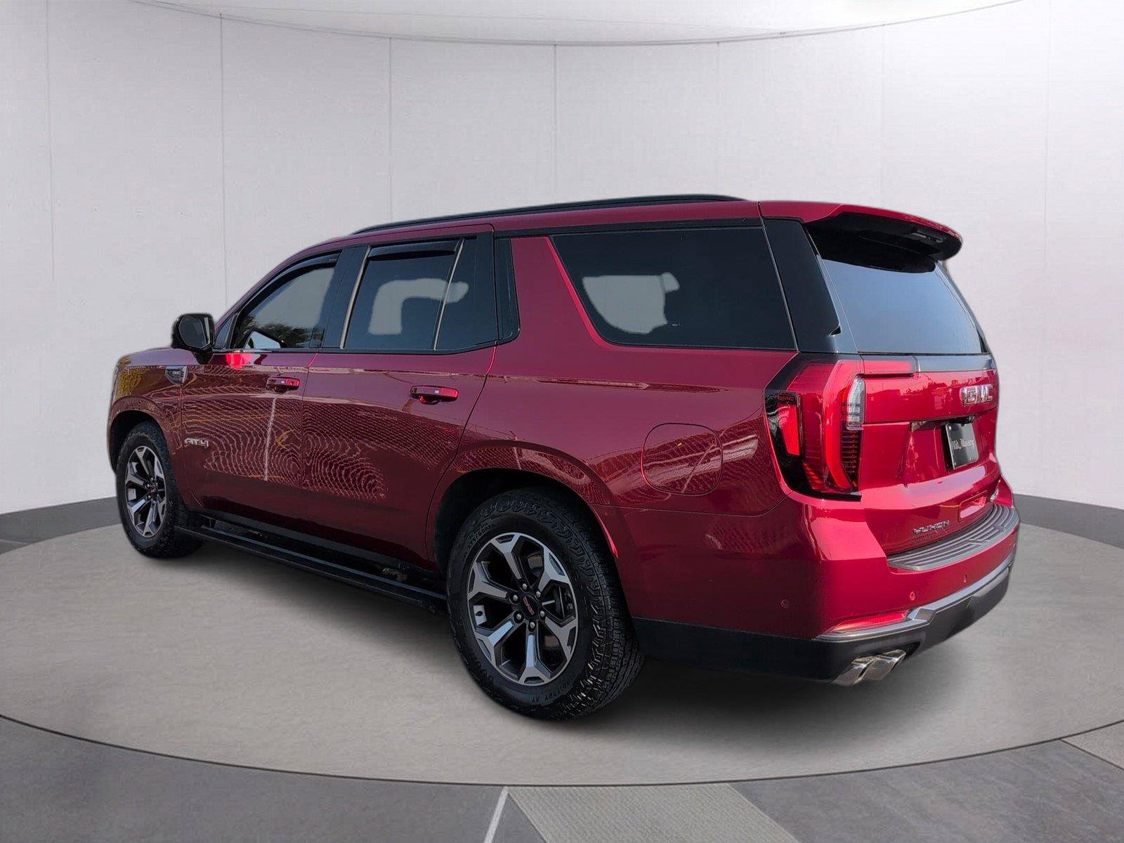 Used 2025 GMC Yukon AT4 Ultimate AWD/4WD image 5