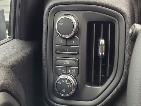 New 2026 GMC Sierra 2500 Pro w/ Convenience Package image 19