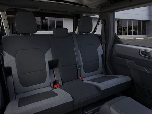 New 2025 Ford Bronco 4-Door image 11
