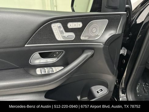 Used 2022 Mercedes-Benz GLS 450 4MATIC image 15