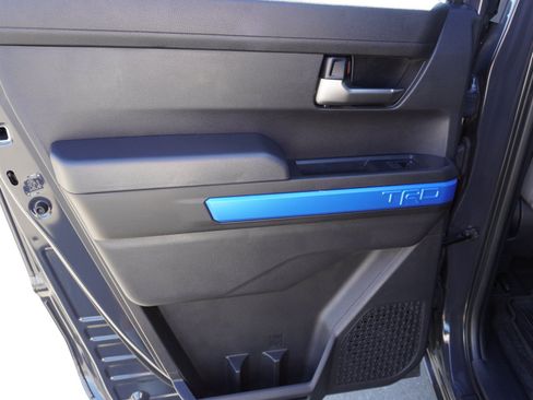 Used 2025 Toyota Tacoma TRD Off-Road AWD/4WD image 13