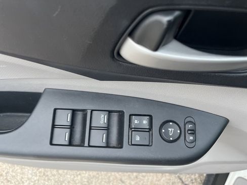 Used 2014 Honda CR-V LX image 16