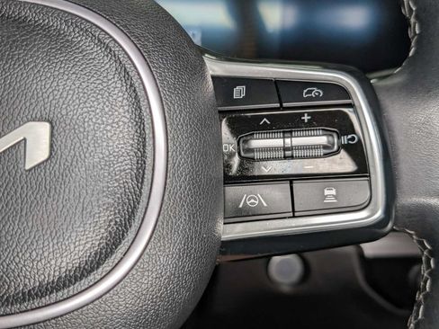Certified 2025 Kia Sorento X-Line EX AWD/4WD image 38