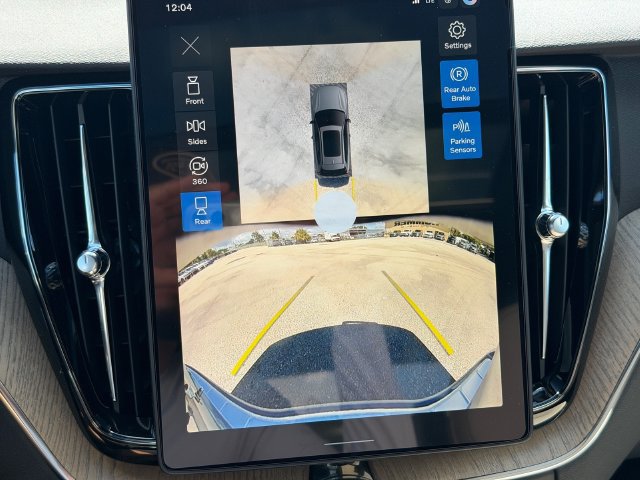 New 2027 Volvo XC90 B5 Core AWD/4WD image 18