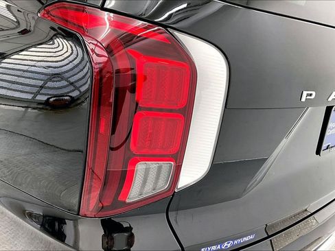 Used 2022 Hyundai Palisade Calligraphy image 32