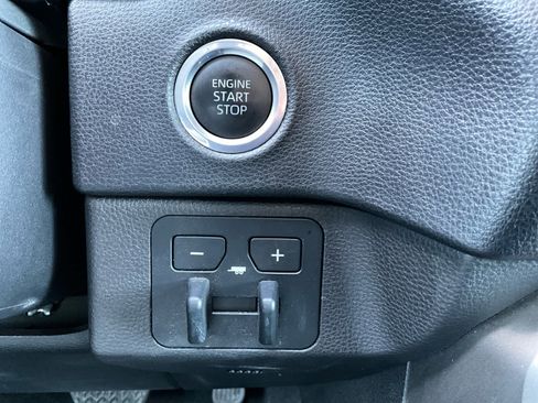 Used 2024 Toyota Tundra SR5 AWD/4WD image 17