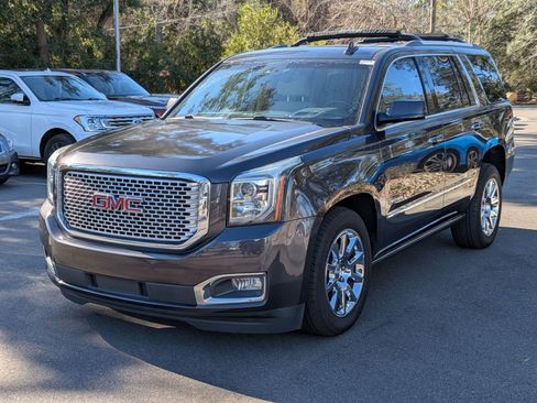 Used 2017 GMC Yukon Denali w/ Open Road Package image 7