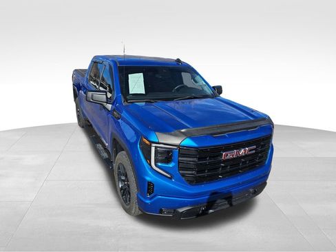 Used 2024 GMC Sierra 1500 Elevation image 2