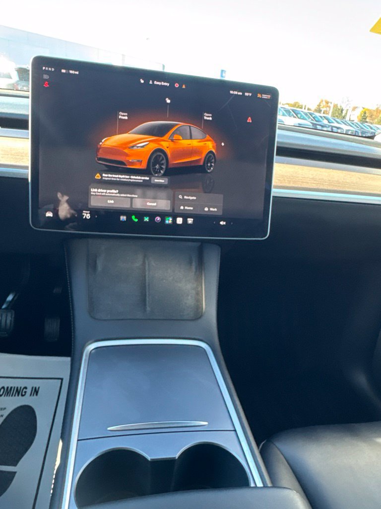 Used 2023 Tesla Model Y Long Range AWD/4WD image 19