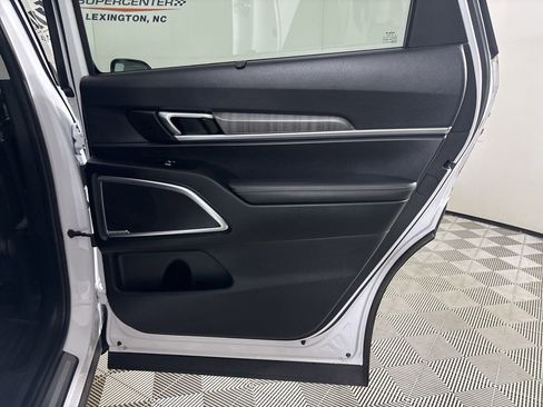 Used 2023 Kia Telluride SX FWD image 29