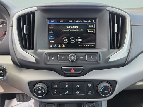 Used 2019 GMC Terrain SLE FWD image 23