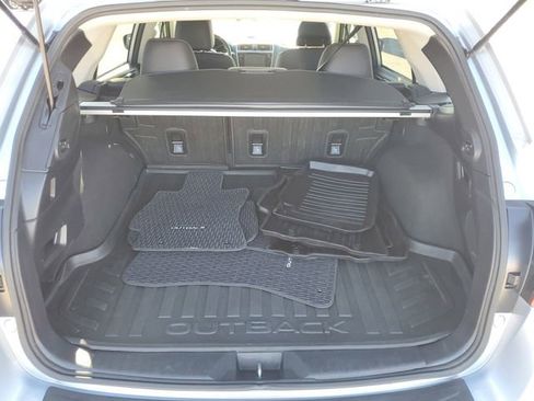 Used 2018 Subaru Outback 2.5i Limited image 8