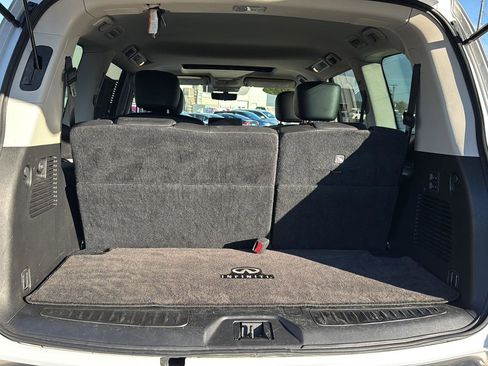 Used 2023 INFINITI QX80 Luxe w/ Cargo Package image 33