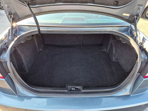 Used 2012 Lincoln MKZ FWD image 30