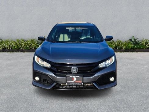 Used 2018 Honda Civic EX image 3