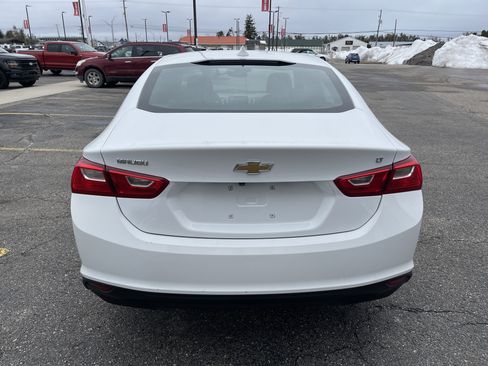 Used 2023 Chevrolet Malibu LT image 5