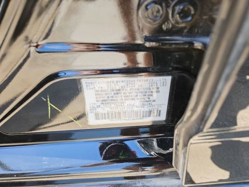 Used 2025 Nissan Sentra SV FWD image 31