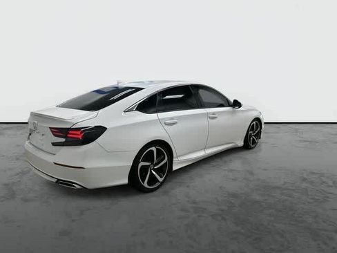 Used 2020 Honda Accord Sport image 4
