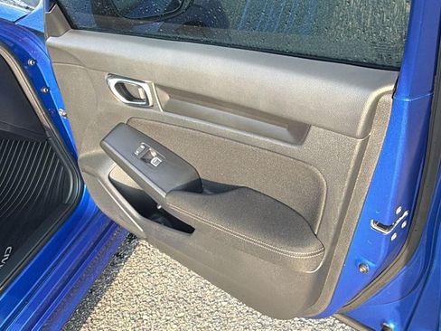 Used 2022 Honda Civic Sport image 16