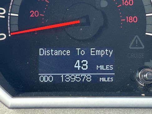 Used 2017 Toyota Sequoia Platinum image 10