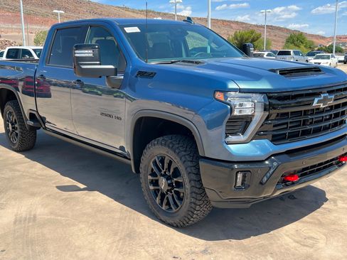 New 2026 Chevrolet Silverado 2500 LTZ w/ LTZ Plus Package AWD/4WD image 8