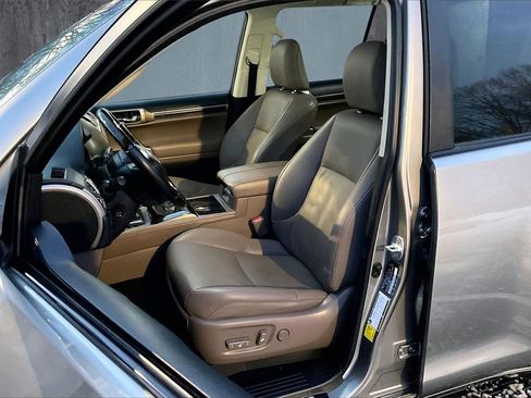Used 2020 Lexus GX 460 Premium image 21