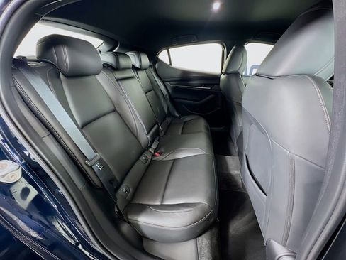 Certified 2025 MAZDA MAZDA3 s Sport image 30