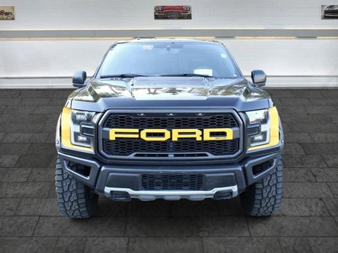 Used 2019 Ford F150 Raptor w/ Equipment Group 802A Luxury AWD/4WD image 2