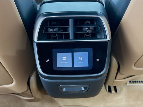 Used 2024 Lucid Air Touring AWD/4WD image 27