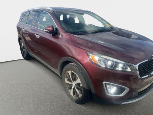 Used 2018 Kia Sorento EX FWD image 3