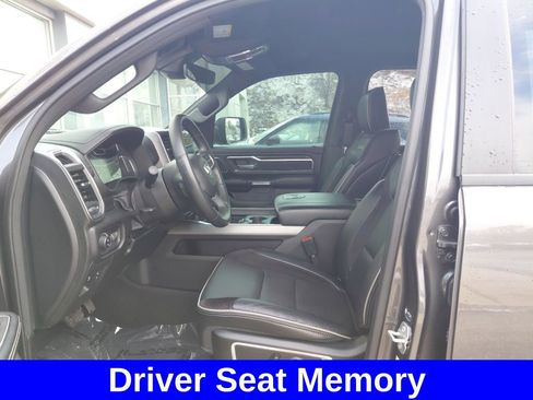 Used 2023 RAM 1500 Laramie image 28