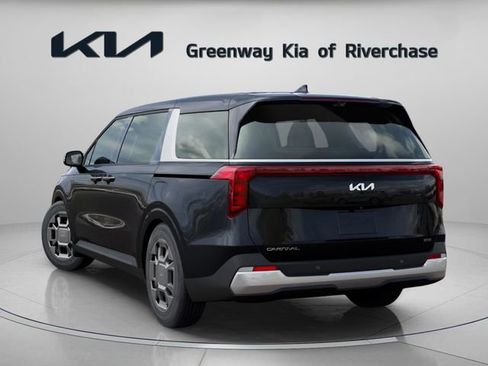 New 2026 Kia Carnival EX FWD image 5
