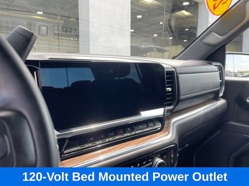 Used 2024 GMC Sierra 1500 Elevation AWD/4WD image 16