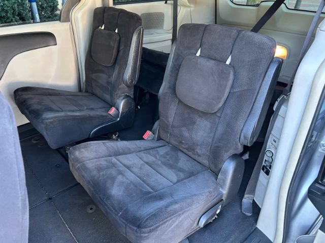 Used 2013 Dodge Grand Caravan Crew w/ Safety Sphere Group FWD image 26