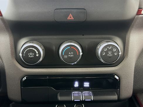 Used 2019 RAM 1500 Rebel image 22