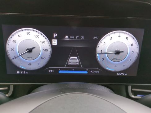 Certified 2024 Hyundai Elantra SEL image 24