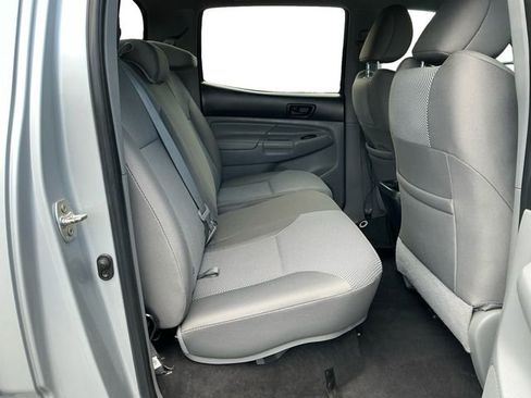 Used 2013 Toyota Tacoma 4x4 Double Cab w/ TRD Sport Pkg image 18