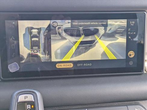 Used 2020 Land Rover Defender 110 HSE image 14