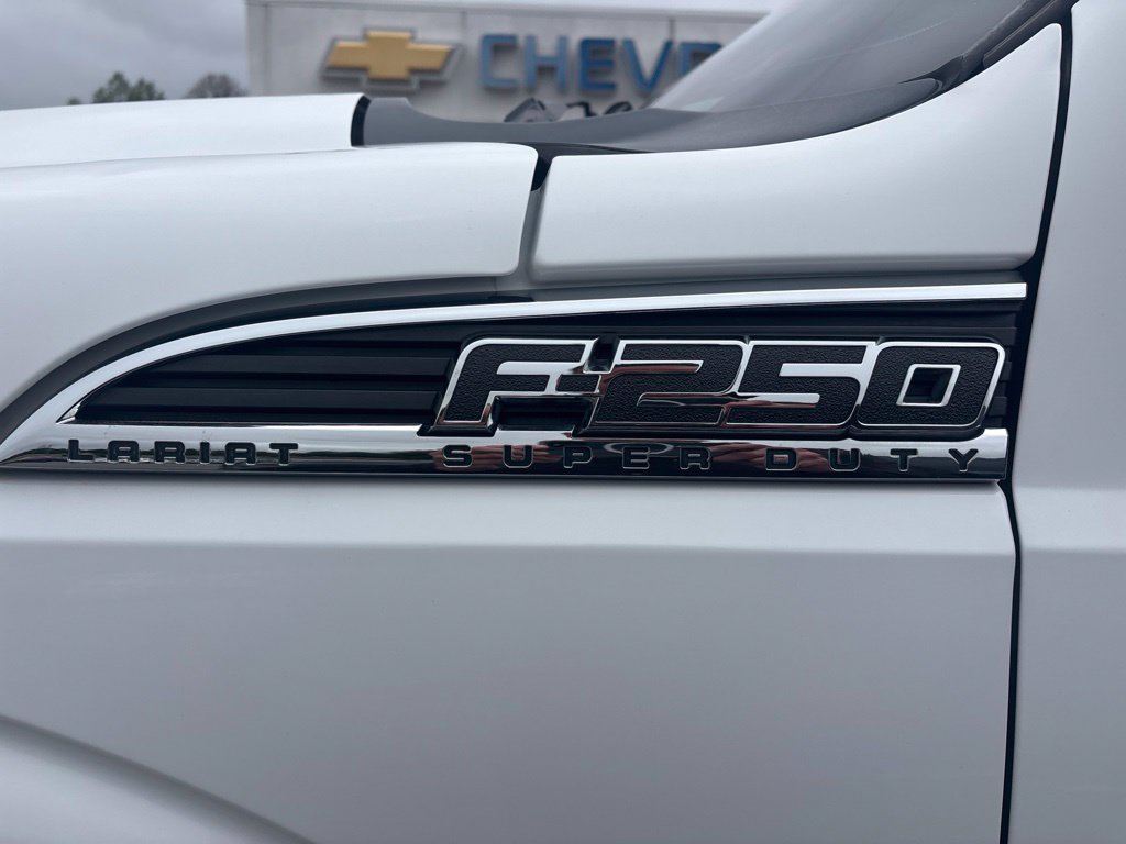 Used 2014 Ford F250 Lariat w/ Chrome Package AWD/4WD image 3