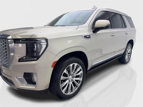 Used 2022 GMC Yukon Denali image 11