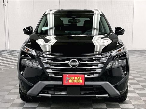 New 2025 Nissan Rogue SL FWD image 17