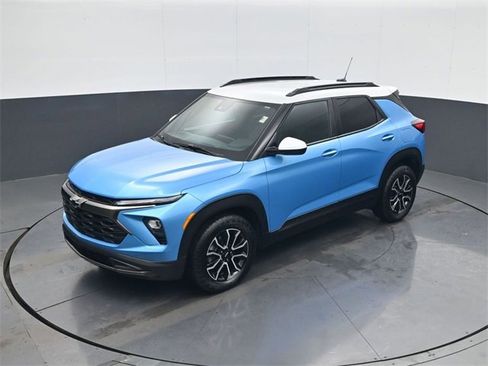 Certified 2025 Chevrolet TrailBlazer ACTIV w/ Driver Confidence Package image 13