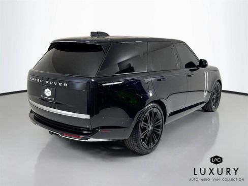 Used 2024 Land Rover Range Rover Autobiography AWD/4WD image 6