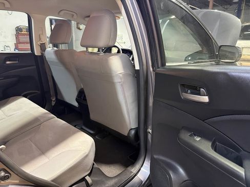 Used 2015 Honda CR-V LX image 18