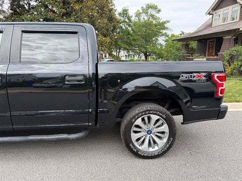 Used 2018 Ford F150 XL w/ Equipment Group 101A Mid AWD/4WD image 12