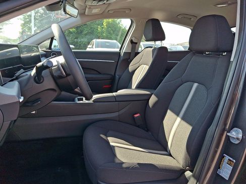 Used 2025 Hyundai Sonata SEL FWD image 13
